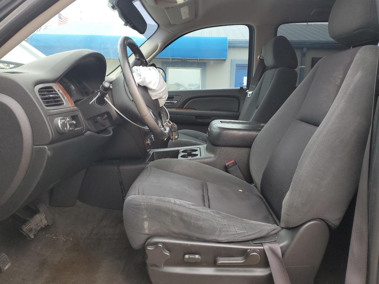 1GNFC230X9J123697 2009 Chevrolet Tahoe C1500 Lt