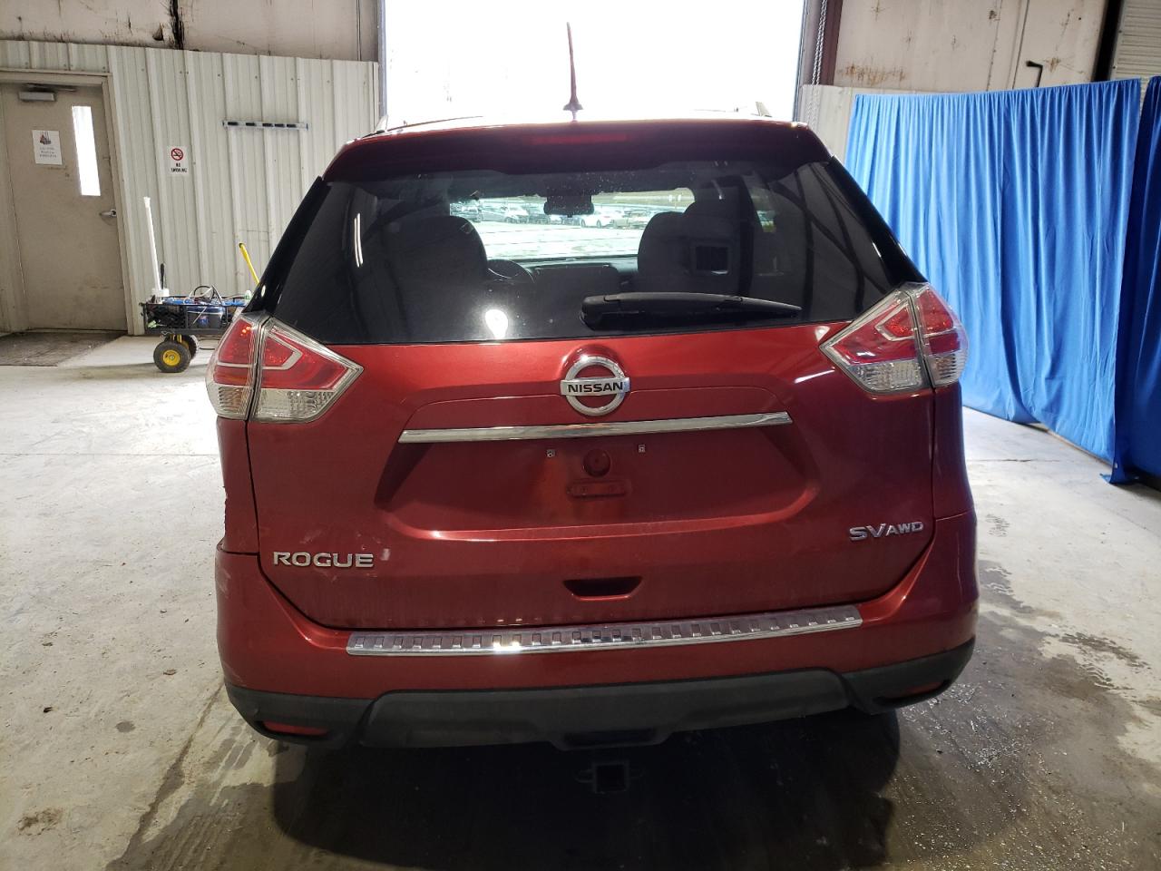 2015 Nissan Rogue S vin: KNMAT2MV3FP506743