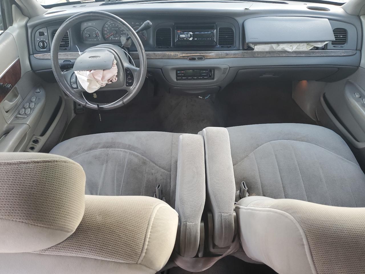 2FAFP74W8WX128435 1998 Ford Crown Victoria Lx