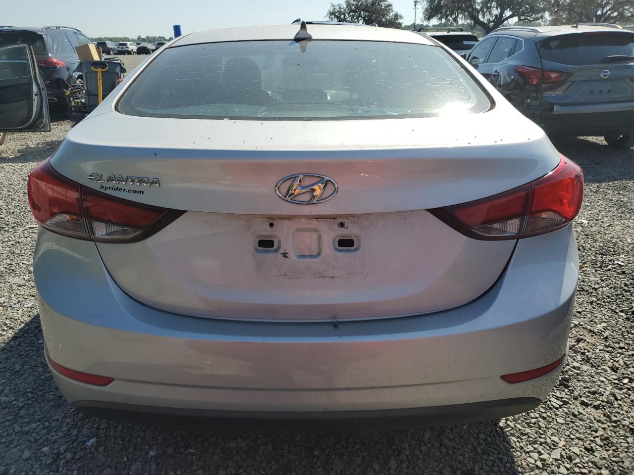 5NPDH4AE8FH590696 2015 Hyundai Elantra Se