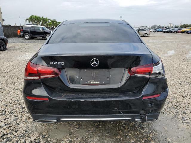 2019 Mercedes-Benz A 220 VIN: WDD3G4EB1KW002565 Lot: 46056454