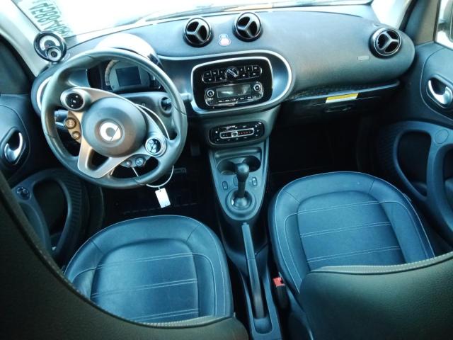 VIN WMEFK9BA9JK261021 2018 Smart Fortwo no.8