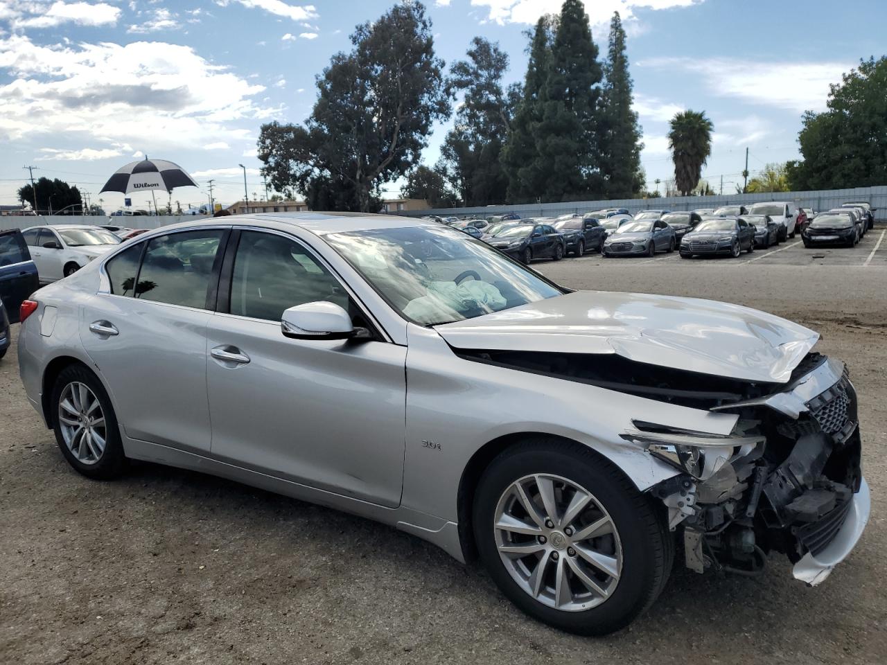 JN1EV7AR2HM835019 2017 Infiniti Q50 Premium