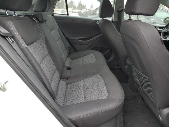 2017 HYUNDAI IONIQ BLUE - KMHC65LC4HU036000