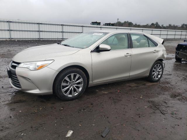 Lot #2473121813 2017 TOYOTA CAMRY LE salvage car