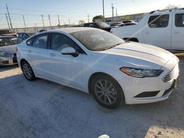 VIN 3FA6P0H73HR316677 2017 Ford Fusion, SE no.4