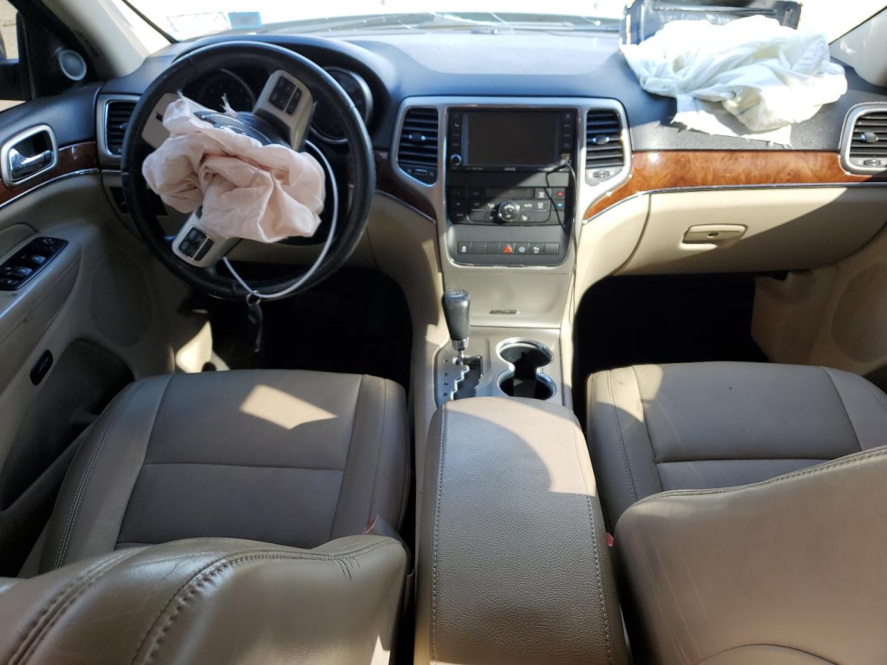 1J4RR5GG7BC596877 2011 Jeep Grand Cherokee Limited