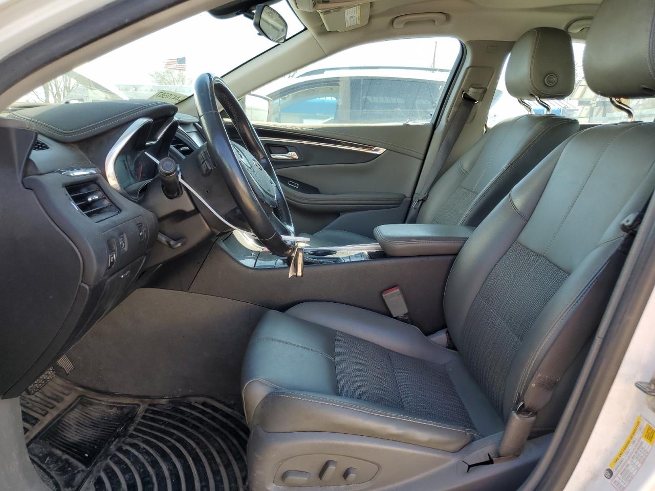 1G1105S38JU113741 CHEVROLET IMPALA 2018