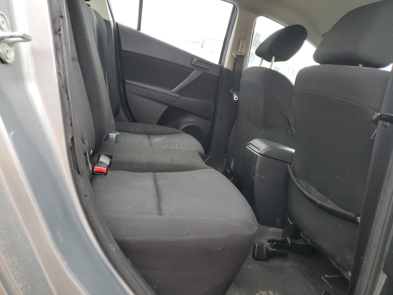 JM1BL1UG5B1464931 2011 Mazda 3 I JM1BL1UG5B1464931 2011 Mazda 3 I
