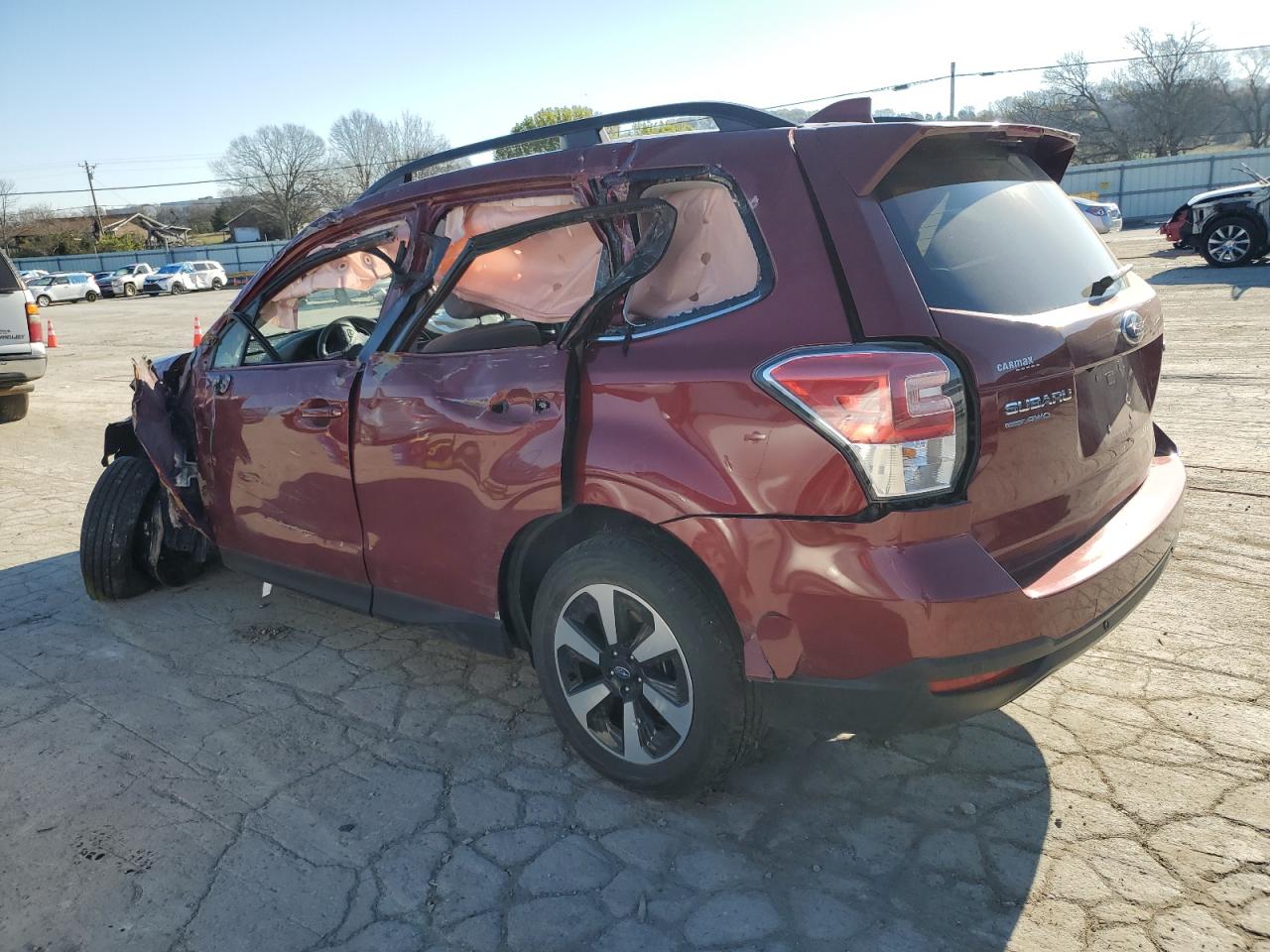 2018 Subaru Forester 2.5I Limited vin: JF2SJARCXJH607763