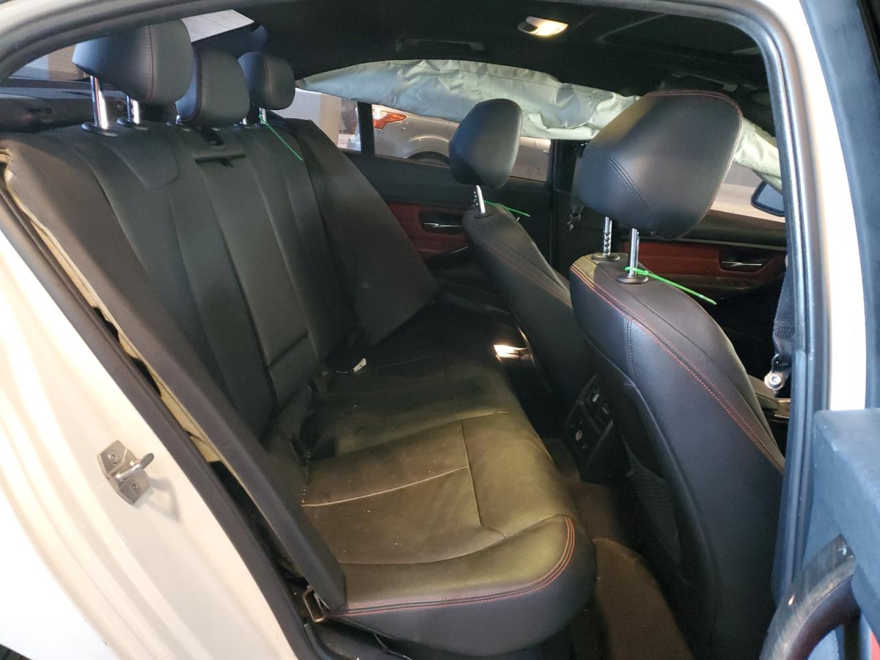 WBA3C3C58FK202043 2015 BMW 320 I xDrive