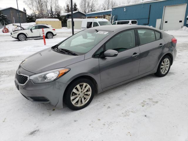 Lot #2457010245 2016 KIA FORTE LX salvage car