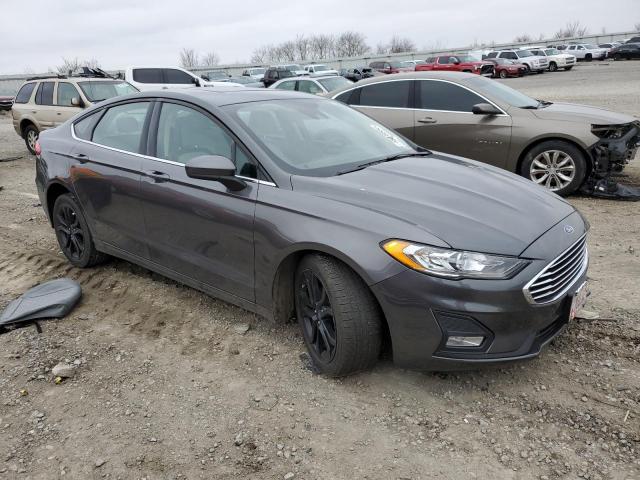 3FA6P0HD2LR249083 Ford Fusion SE 4