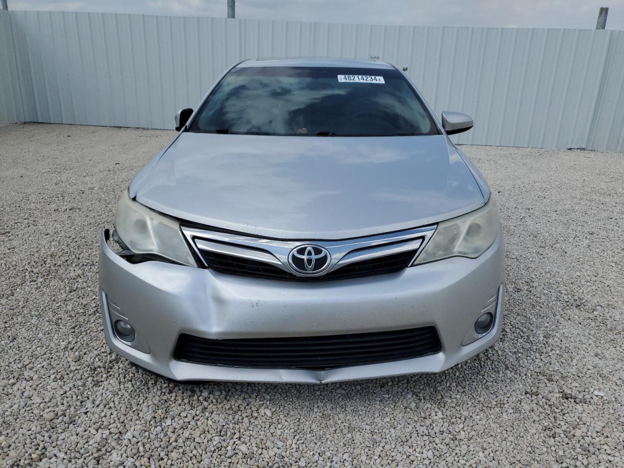 4T1BK1FK4EU546944 2014 Toyota Camry Se