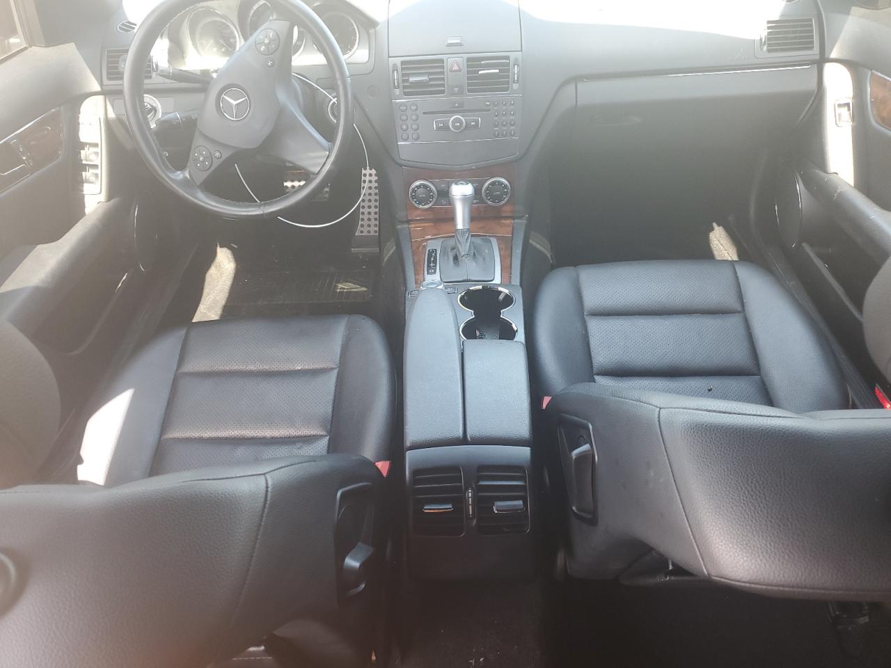WDDGF5EB7AR121163 2010 Mercedes-Benz C 300
