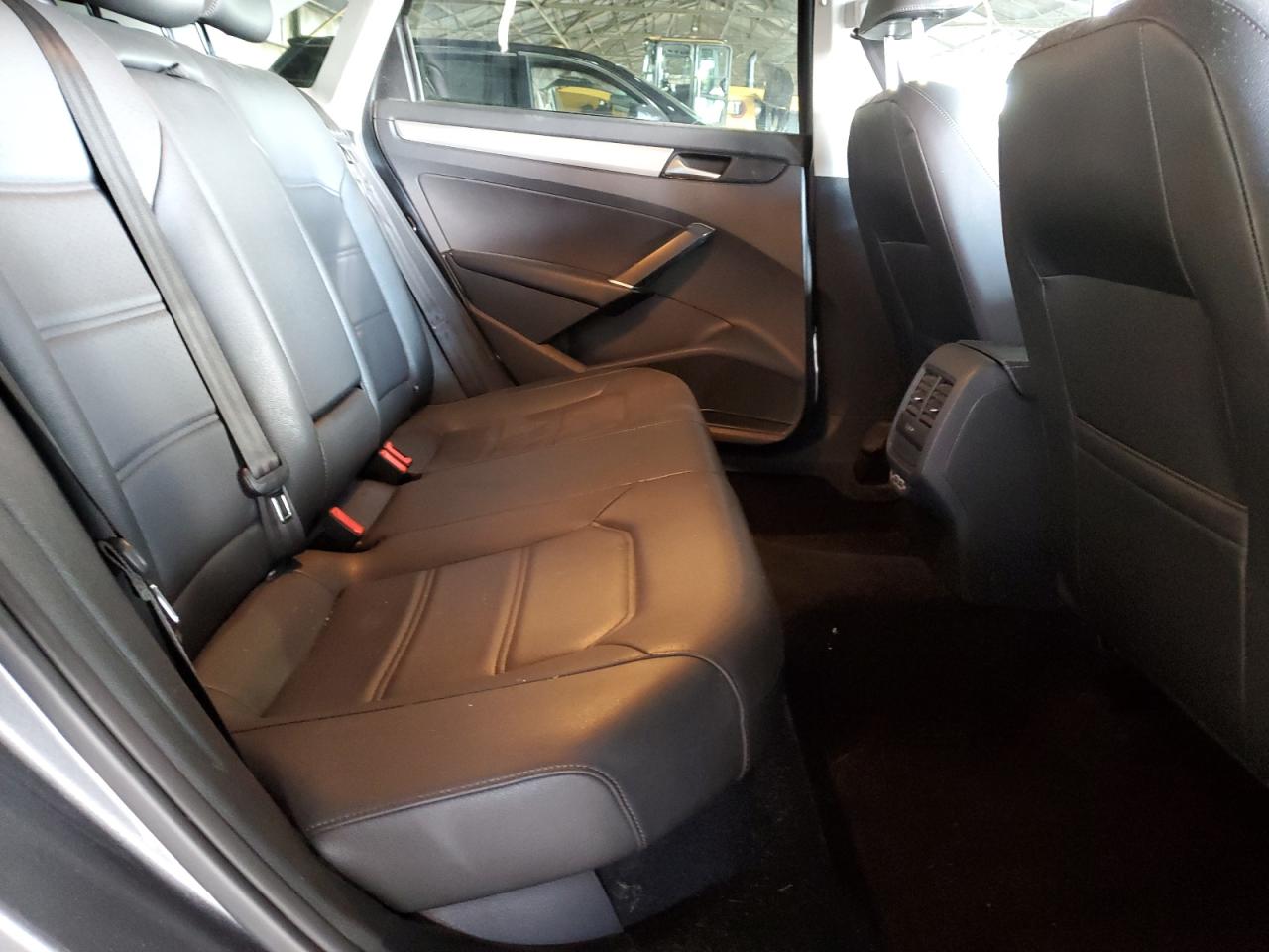 1VWSA7A31MC008438 2021 Volkswagen Passat Se