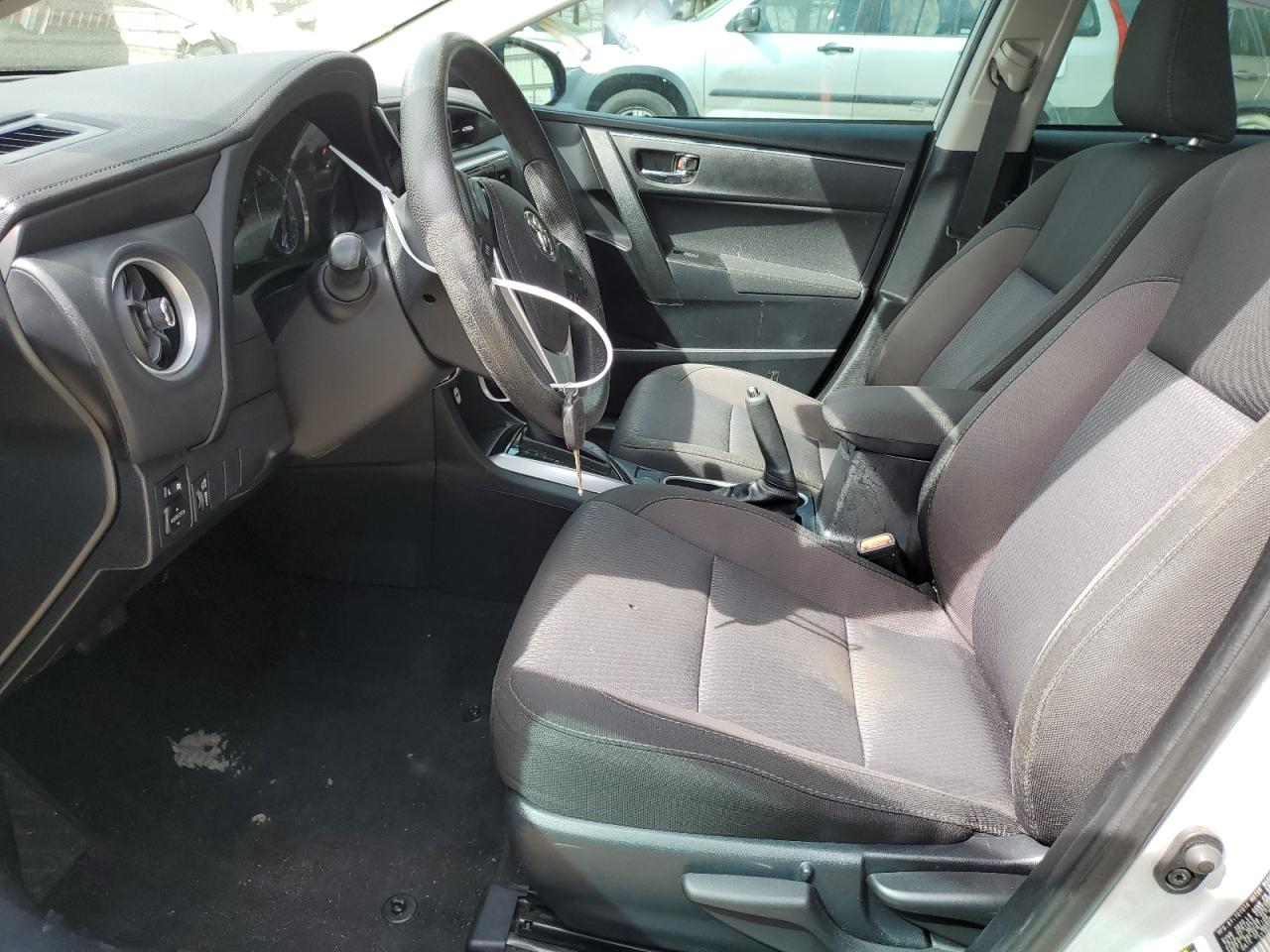 2T1BURHE8HC907775 2017 Toyota Corolla L