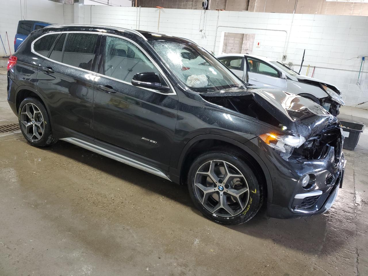 WBXHT3Z39G4A49652 2016 BMW X1 xDrive28I