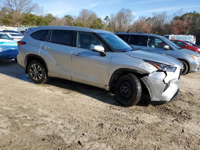 VIN 5TDKDRBH6PS511529 2023 Toyota Highlander, L no.4