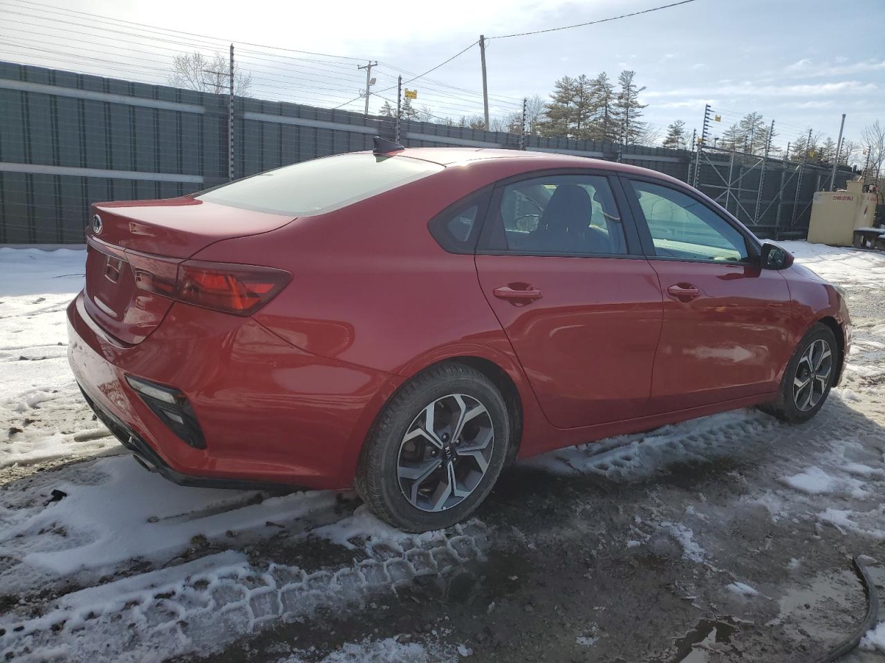 3KPF24AD1KE135785 2019 Kia Forte Fe