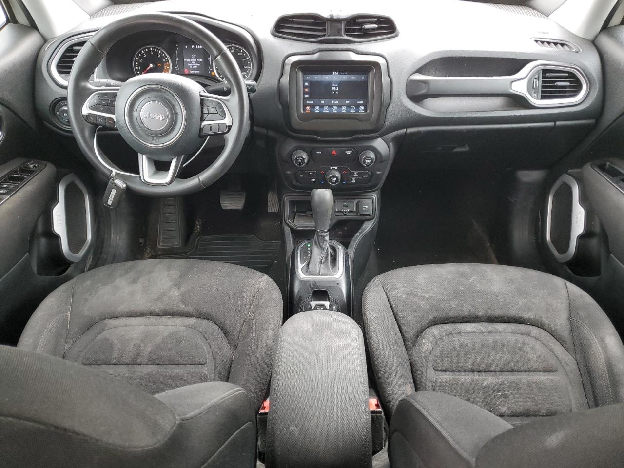 ZACNJABB0KPK79953 2019 Jeep Renegade Latitude