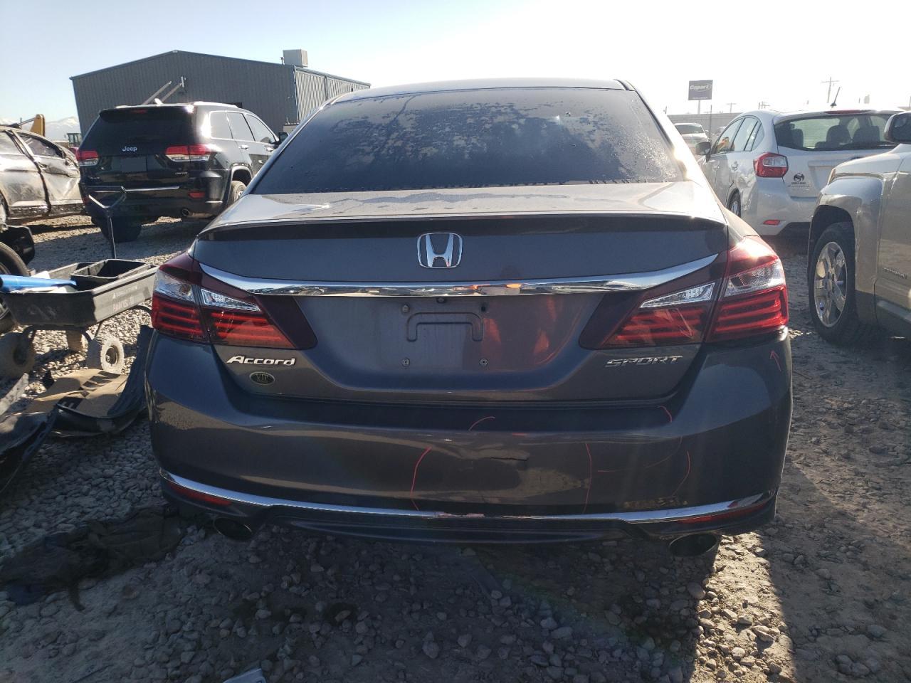 1HGCR2F56GA117833 2016 Honda Accord Sport