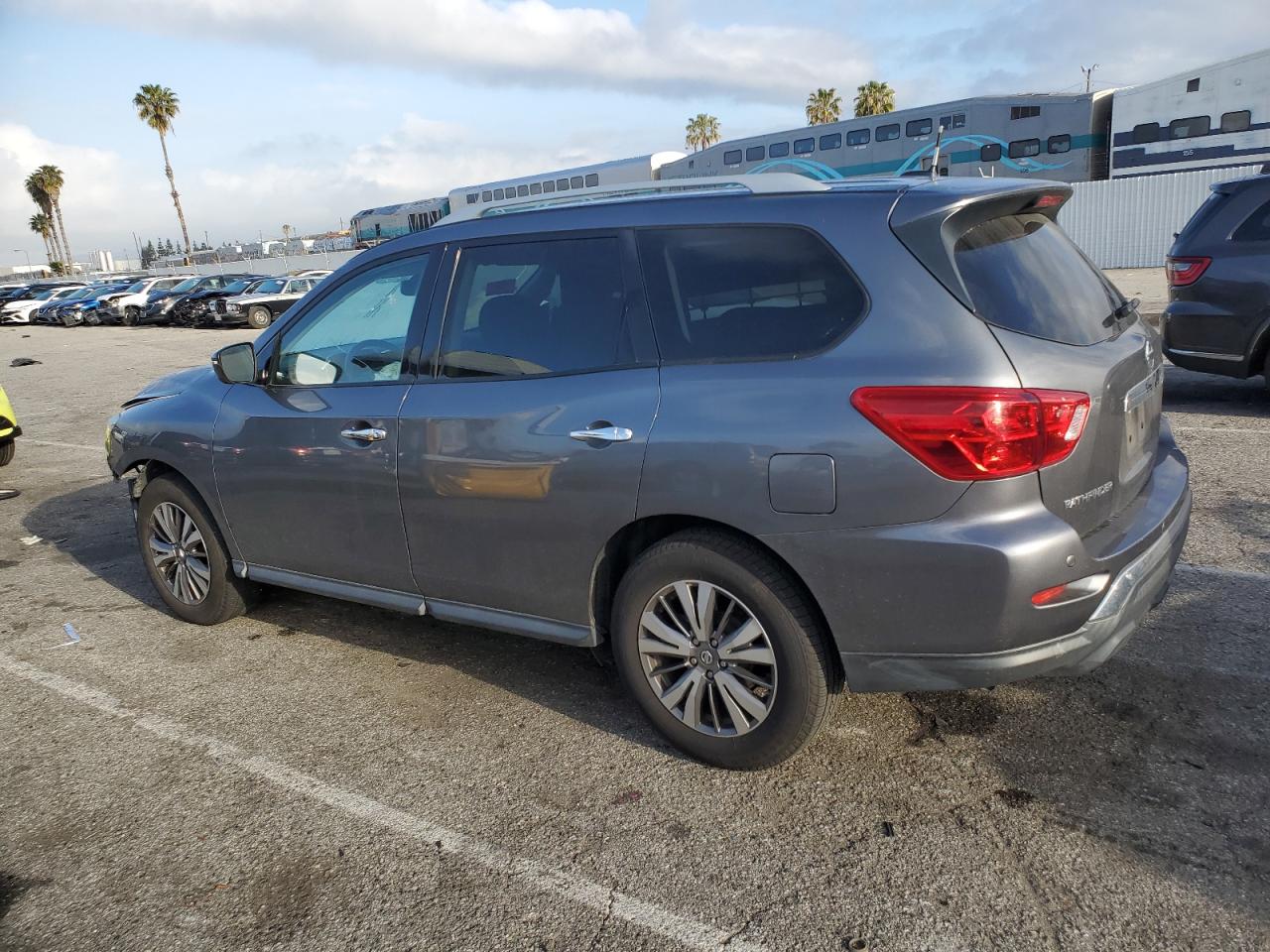 5N1DR2MN5JC636272 2018 Nissan Pathfinder S