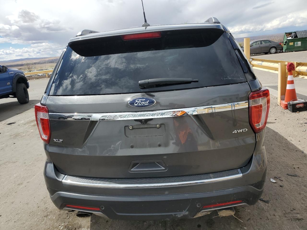 2018 Ford Explorer Xlt vin: 1FM5K8D85JGC15120