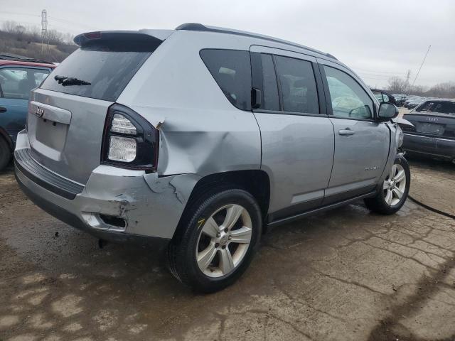 2016 Jeep Compass - Image 3