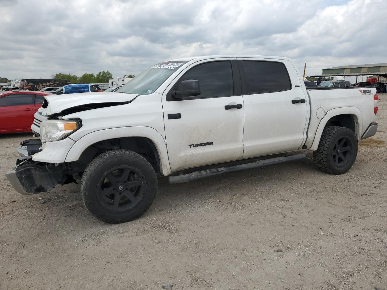 2017 Toyota Tundra Crewmax Sr5 vin: 5TFEW5F15HX215863