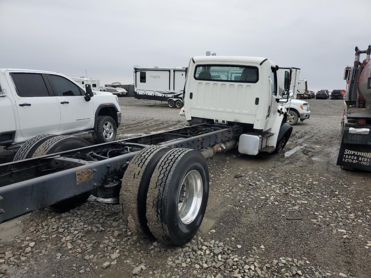 Lot #2602947146 2017 FREIGHTLINER M2 106 MED