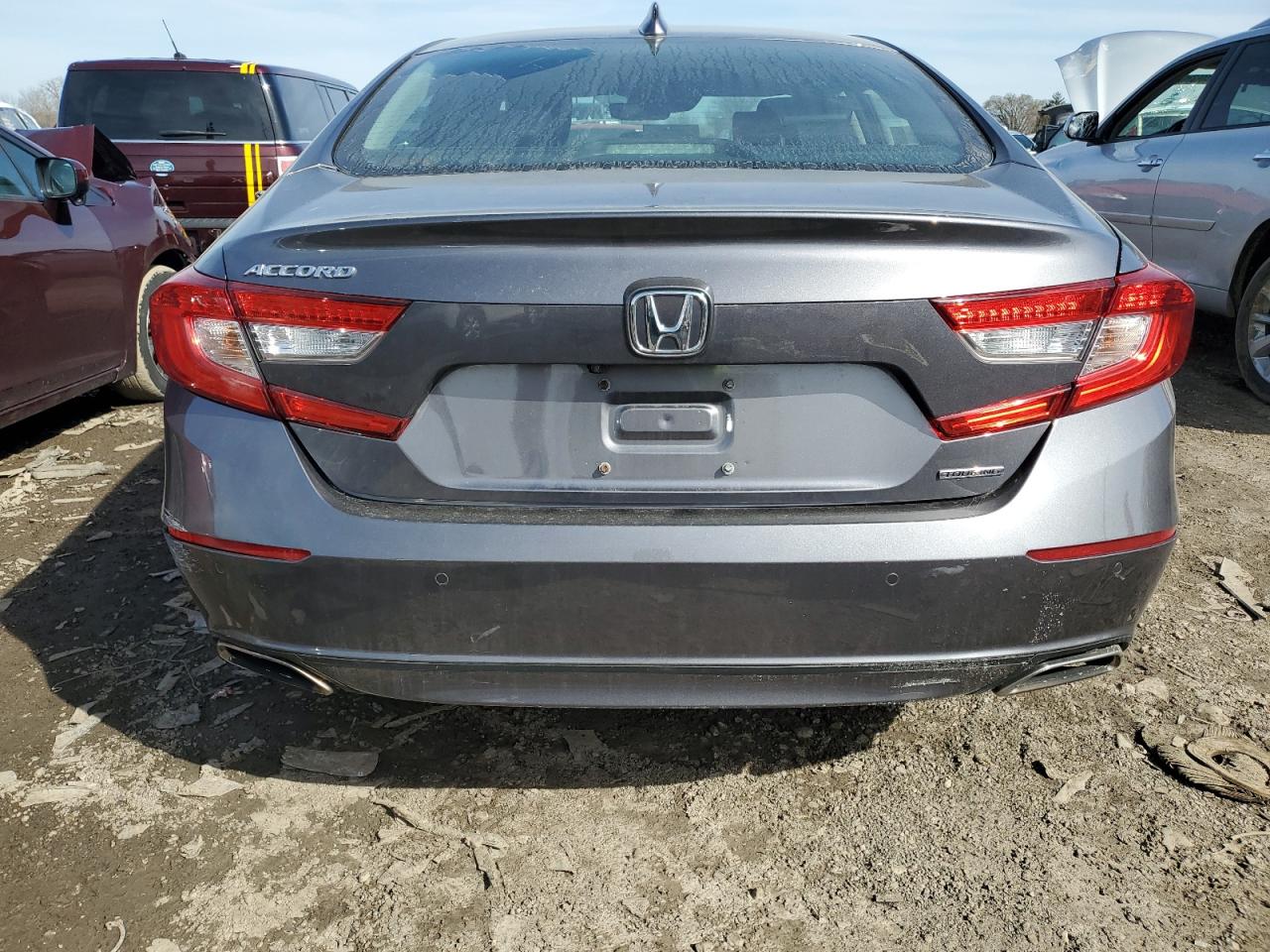 1HGCV1F98JA219215 HONDA ACCORD 2018