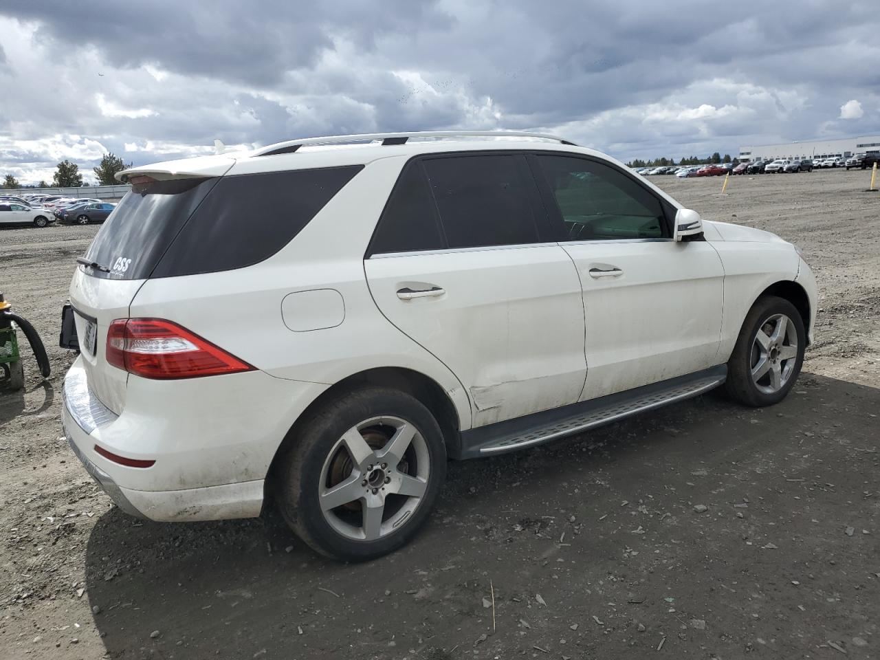 MERCEDES-BENZ ML 550 4MA 2013 white  gas 4JGDA7DBXDA151961 photo #4