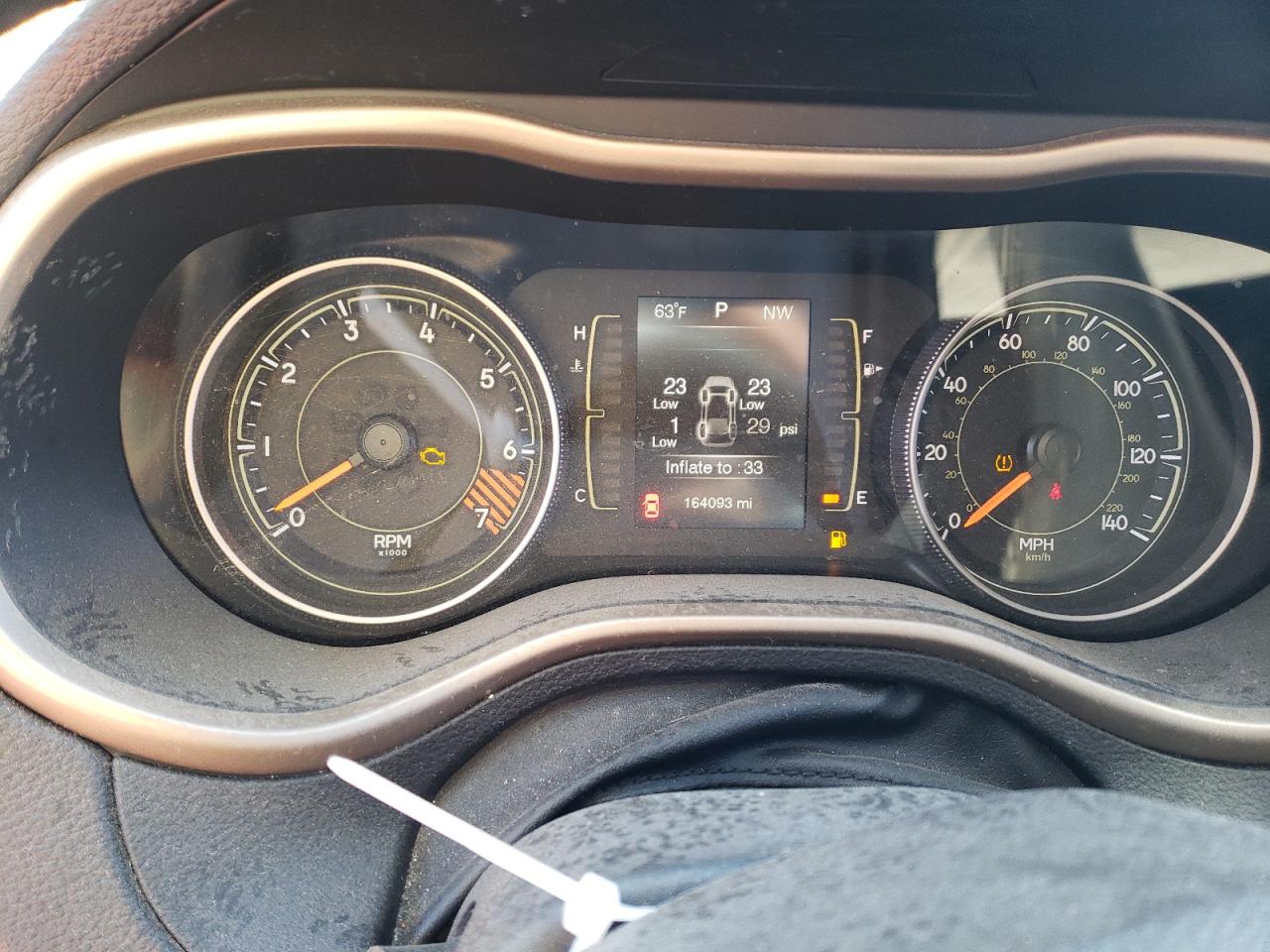 1C4PJLCB6FW737090 2015 Jeep Cherokee Latitude