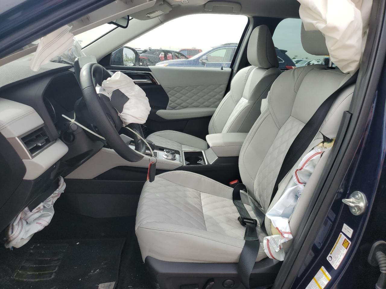 JA4J3VA89NZ075192 2022 Mitsubishi Outlander Sel