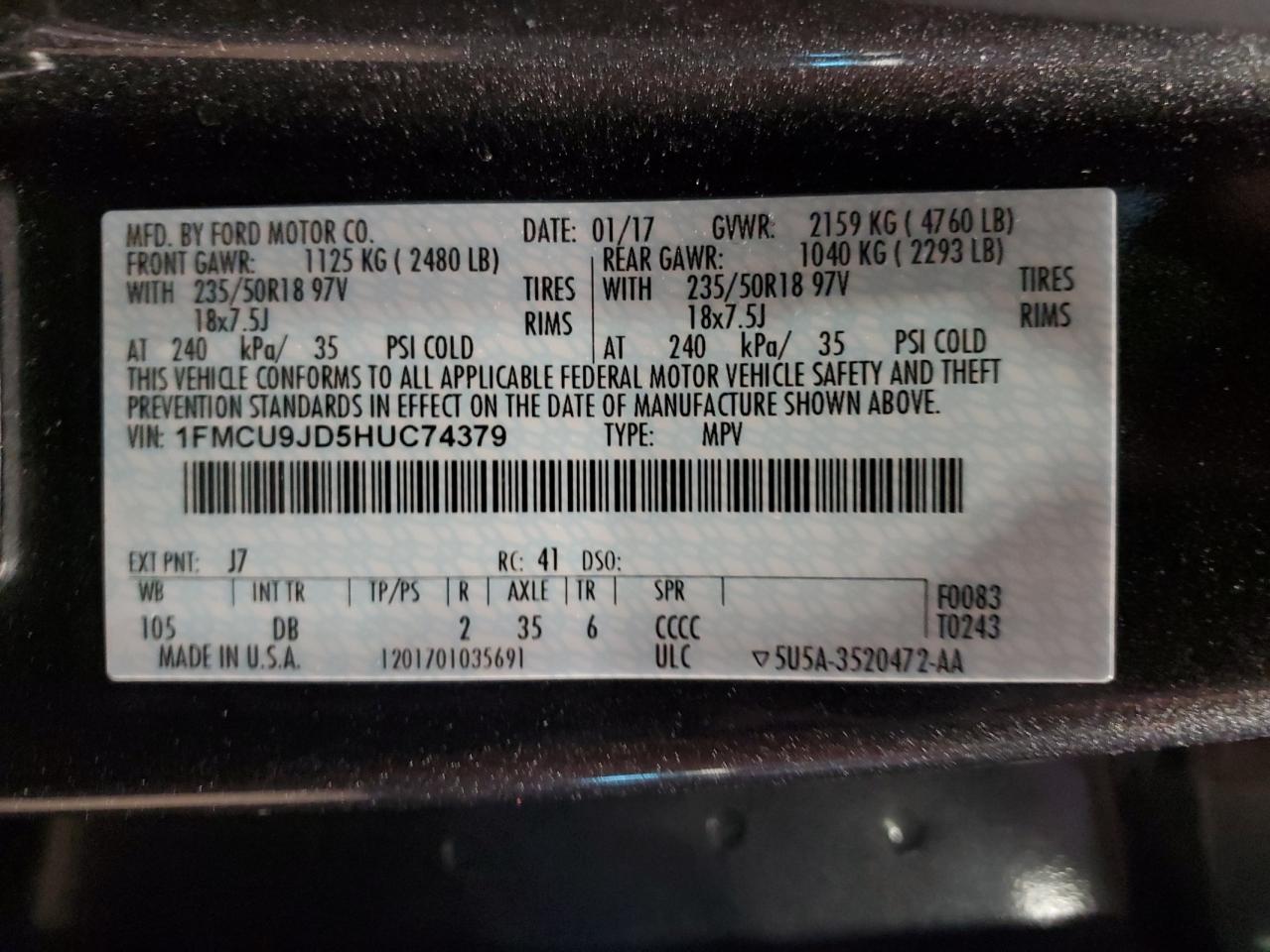 1FMCU9JD5HUC74379 2017 Ford Escape Titanium