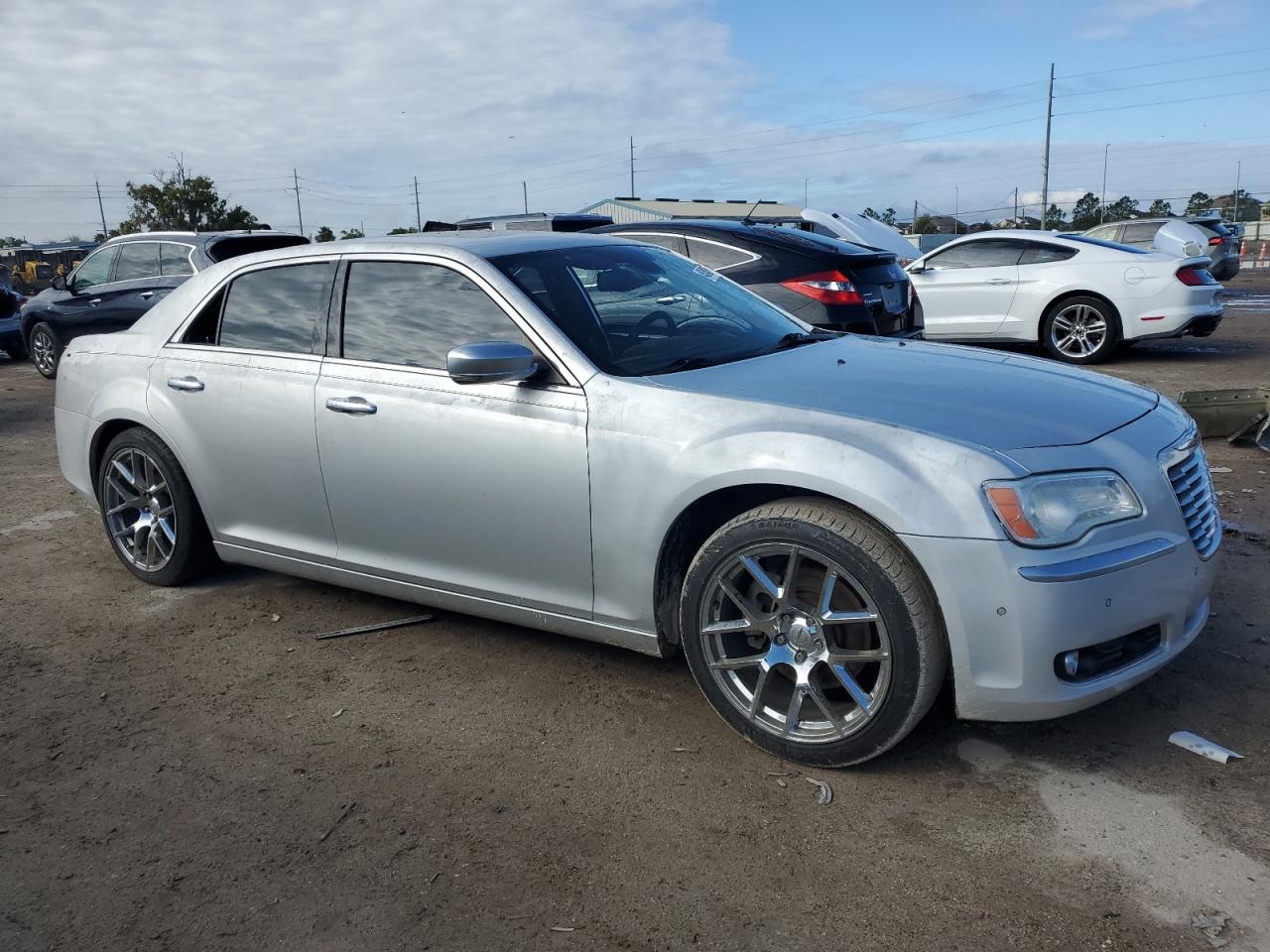 2C3CCAPT9CH229274 2012 Chrysler 300C Luxury