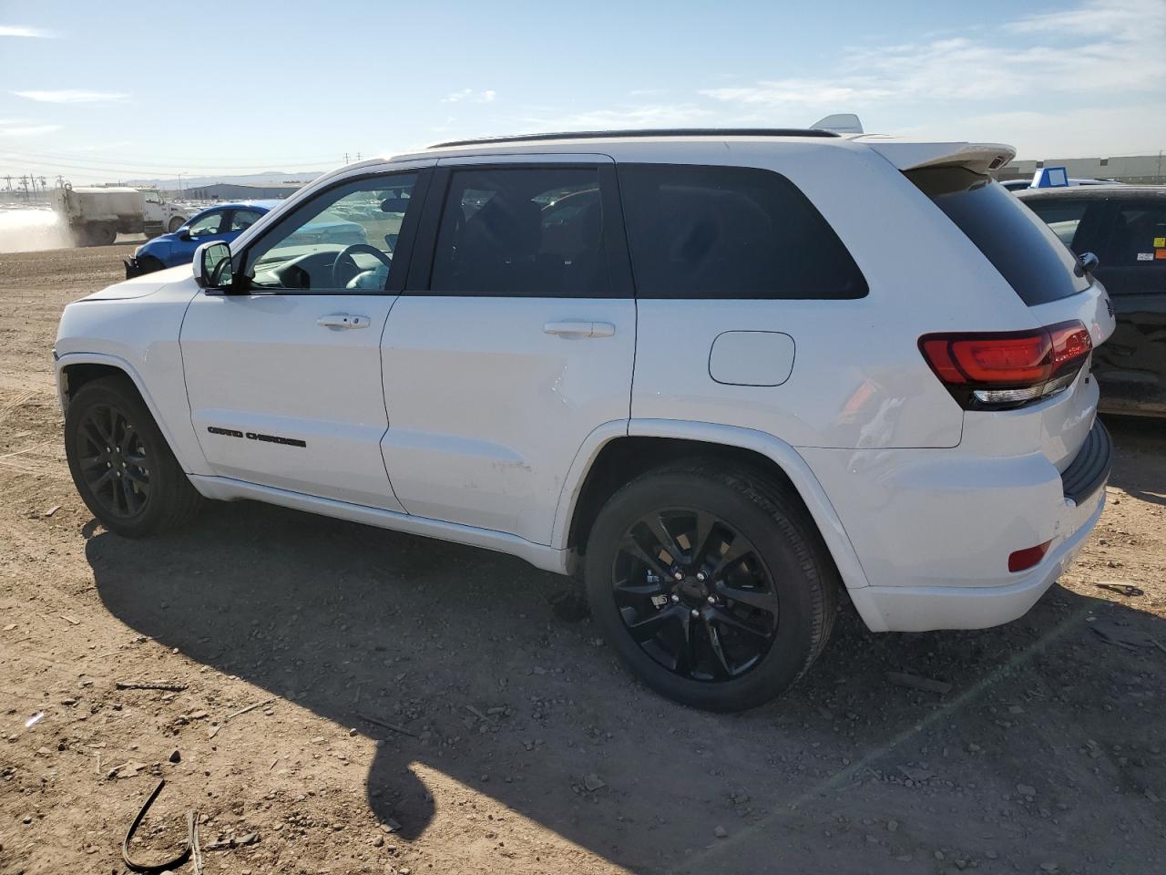 2021 Jeep Grand Cherokee Laredo vin: 1C4RJEAG8MC518052