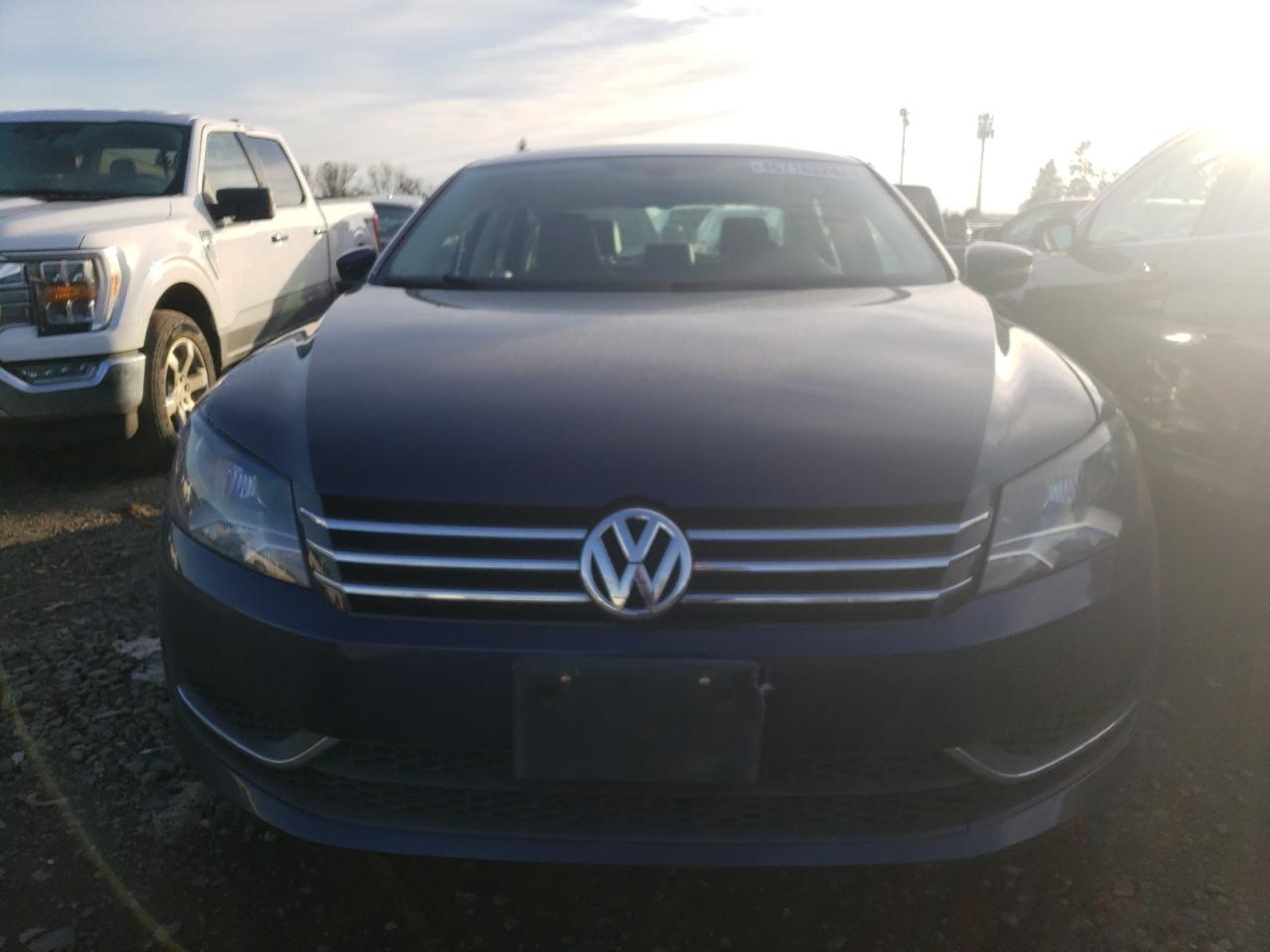 2012 Volkswagen Passat Se vin: 1VWBP7A35CC107664