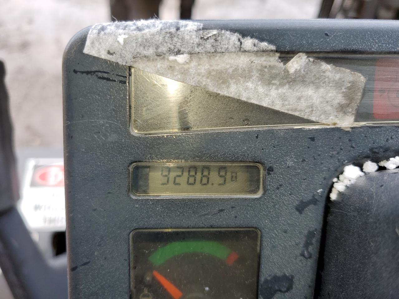 Lot #2411658211 2004 HYST FORKLIFT