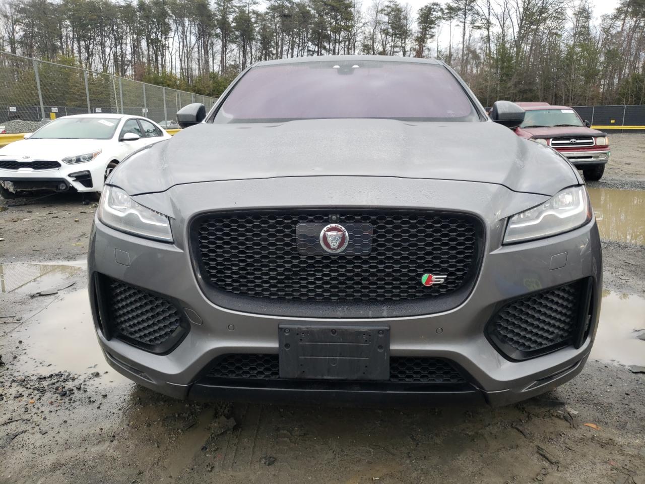 SADCM2BV6HA088147 2017 Jaguar F-Pace S