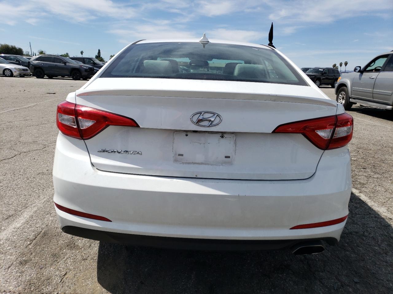 2017 Hyundai Sonata Se vin: 5NPE24AF8HH511786