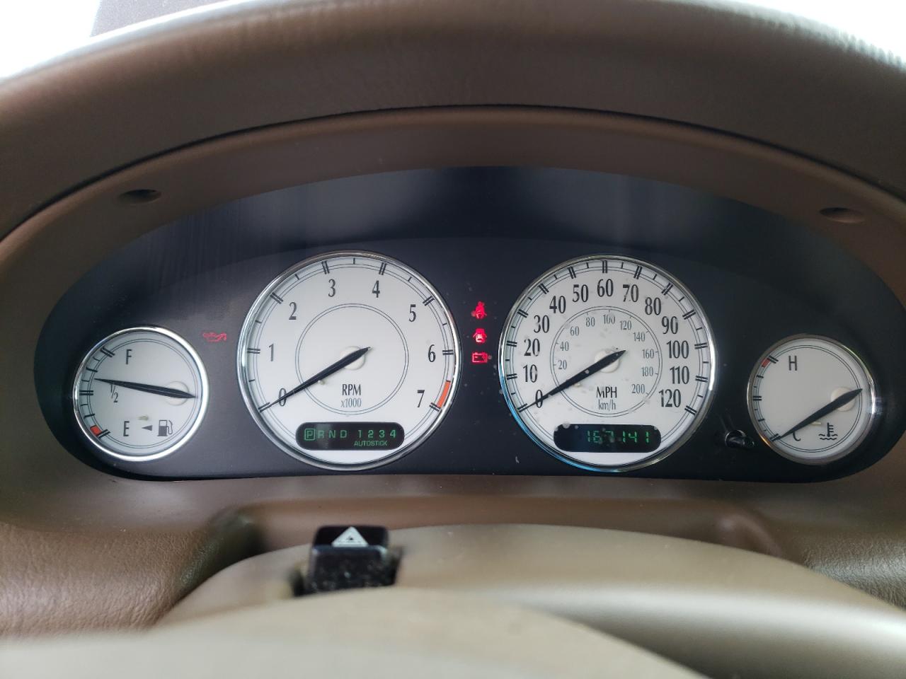 2C3HE66G0YH282163 2000 Chrysler 300M