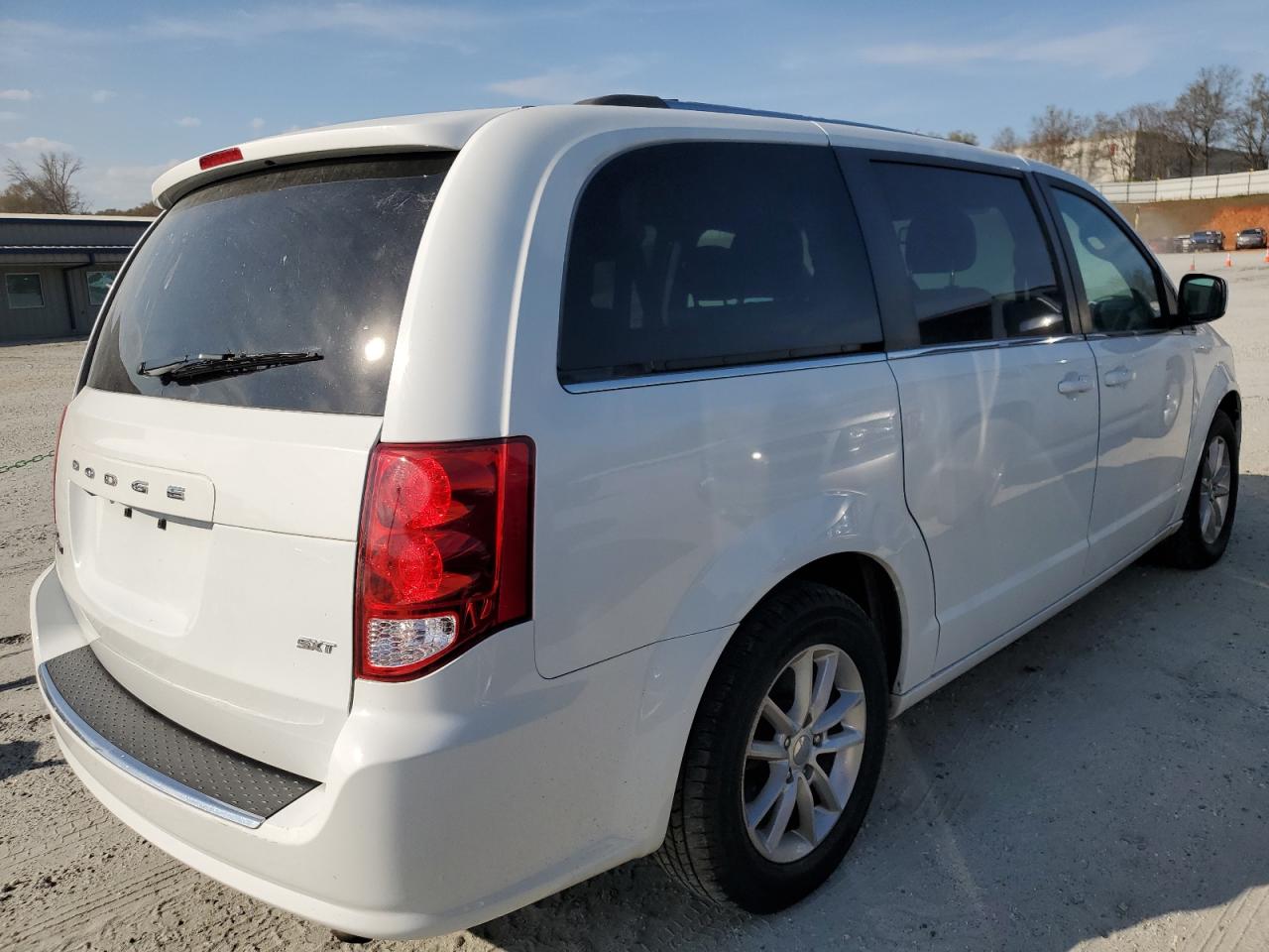VIN: 2C4RDGCG4LR183717 2020 DODGE CARAVAN