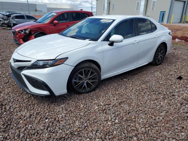 Lot #2461645750 2023 TOYOTA CAMRY SE N salvage car