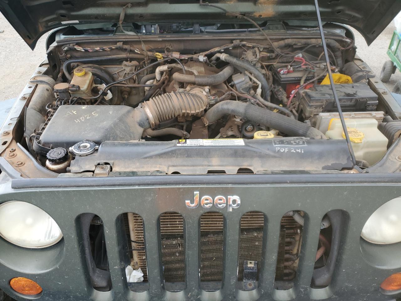 1J4FZ24198L564037 2008 Jeep Wrangler X