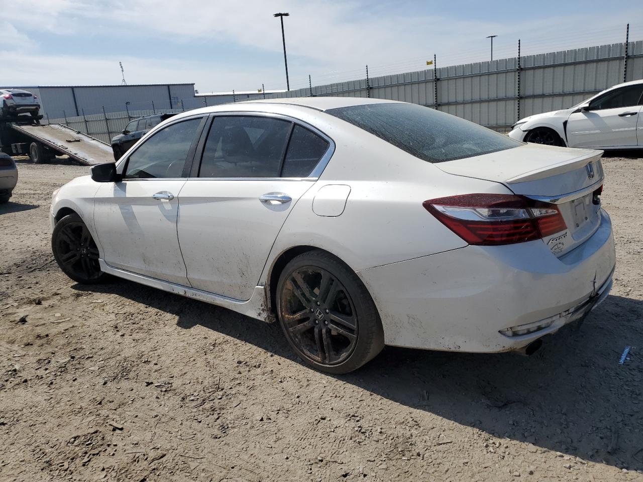 1HGCR2F52HA211094 2017 Honda Accord Sport