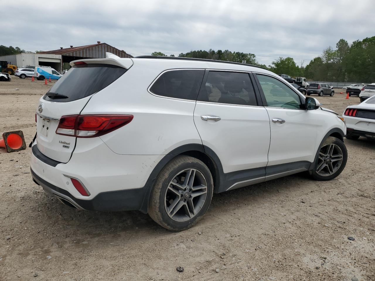 KM8SR4HF6HU224310 2017 Hyundai Santa Fe Se Ultimate