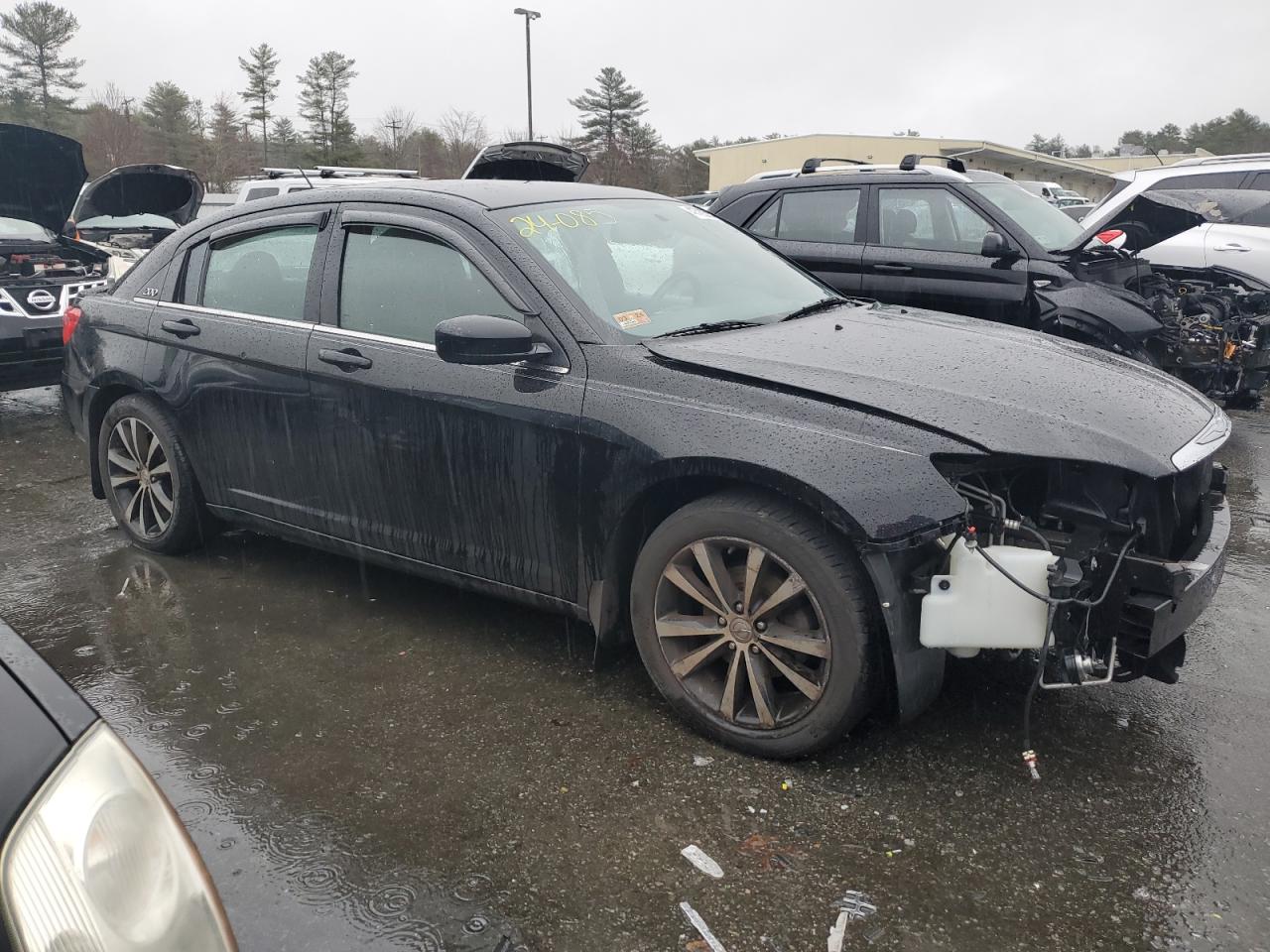 2014 Chrysler 200 Touring vin: 1C3CCBBB9EN186134