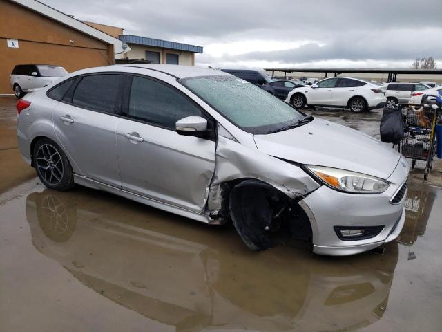 2015 Ford Focus Se VIN: 1FADP3F25FL324470 Lot: 48737404